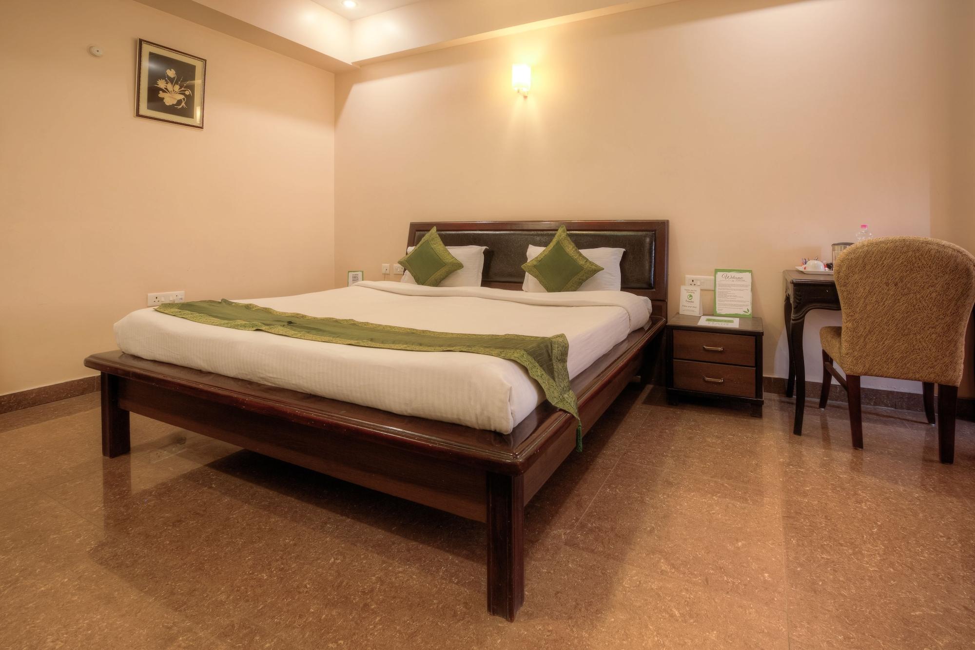 Treebo Shivam Inn Near Singapore Mall Lucknow Bagian luar foto