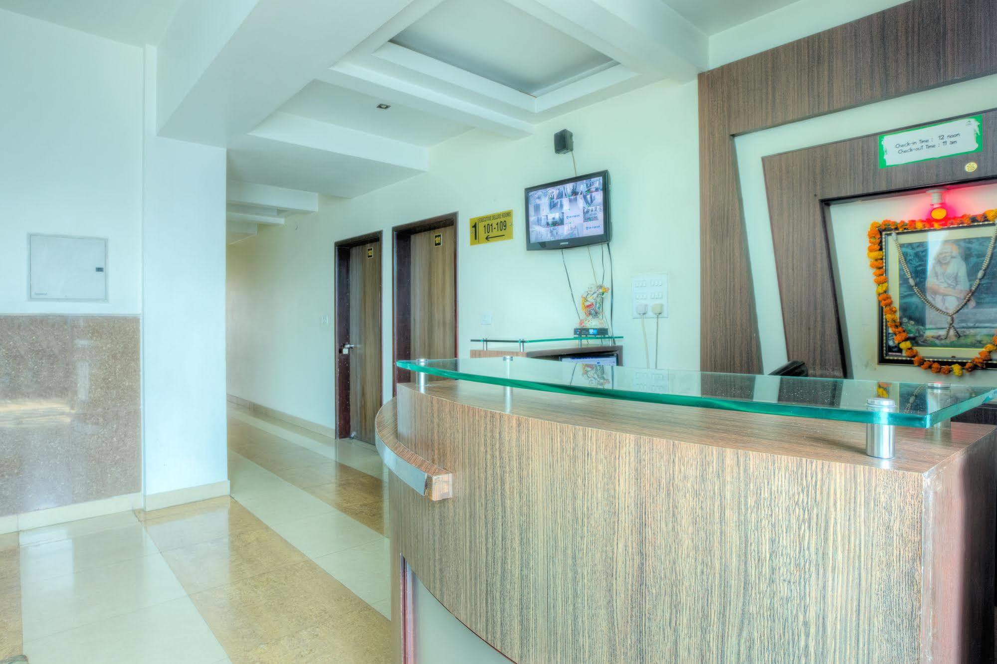 Treebo Shivam Inn Near Singapore Mall Lucknow Bagian luar foto